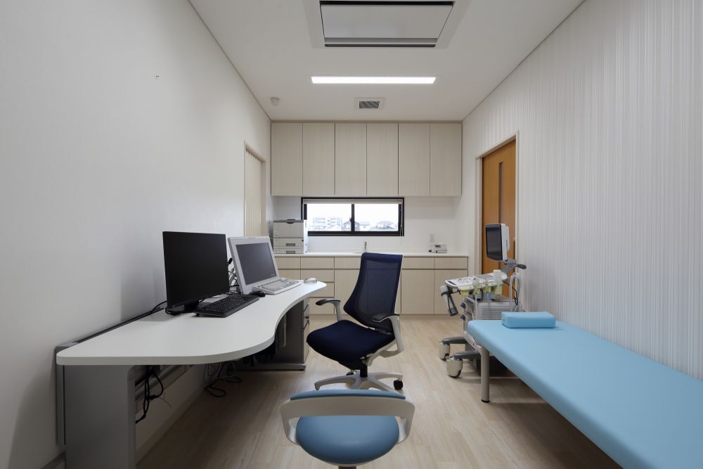 診察室　処置室　レントゲン室（内視鏡室）